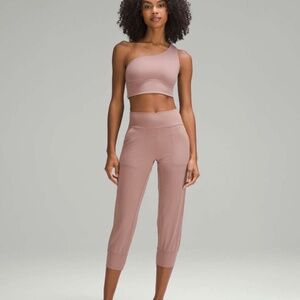 Lululemon Align high rise cropped jogger
